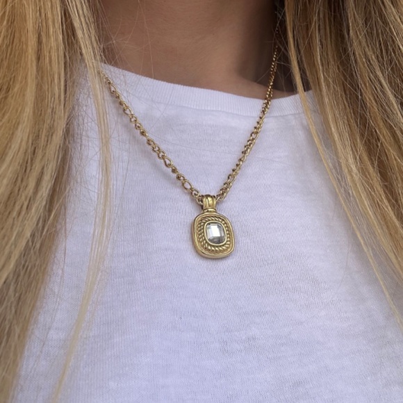 14k Gold Plated Gemstone Crystal Braided Box Pendant Charm Figaro Chain Necklace - Picture 6 of 6